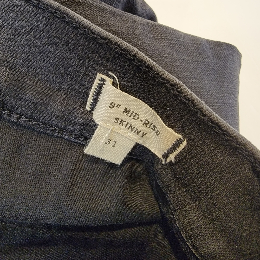 Madewell Mid-Rise Skinny Jean Black Sea Distressed Size 31 NWT! Style H2230 - Picture 12 of 16